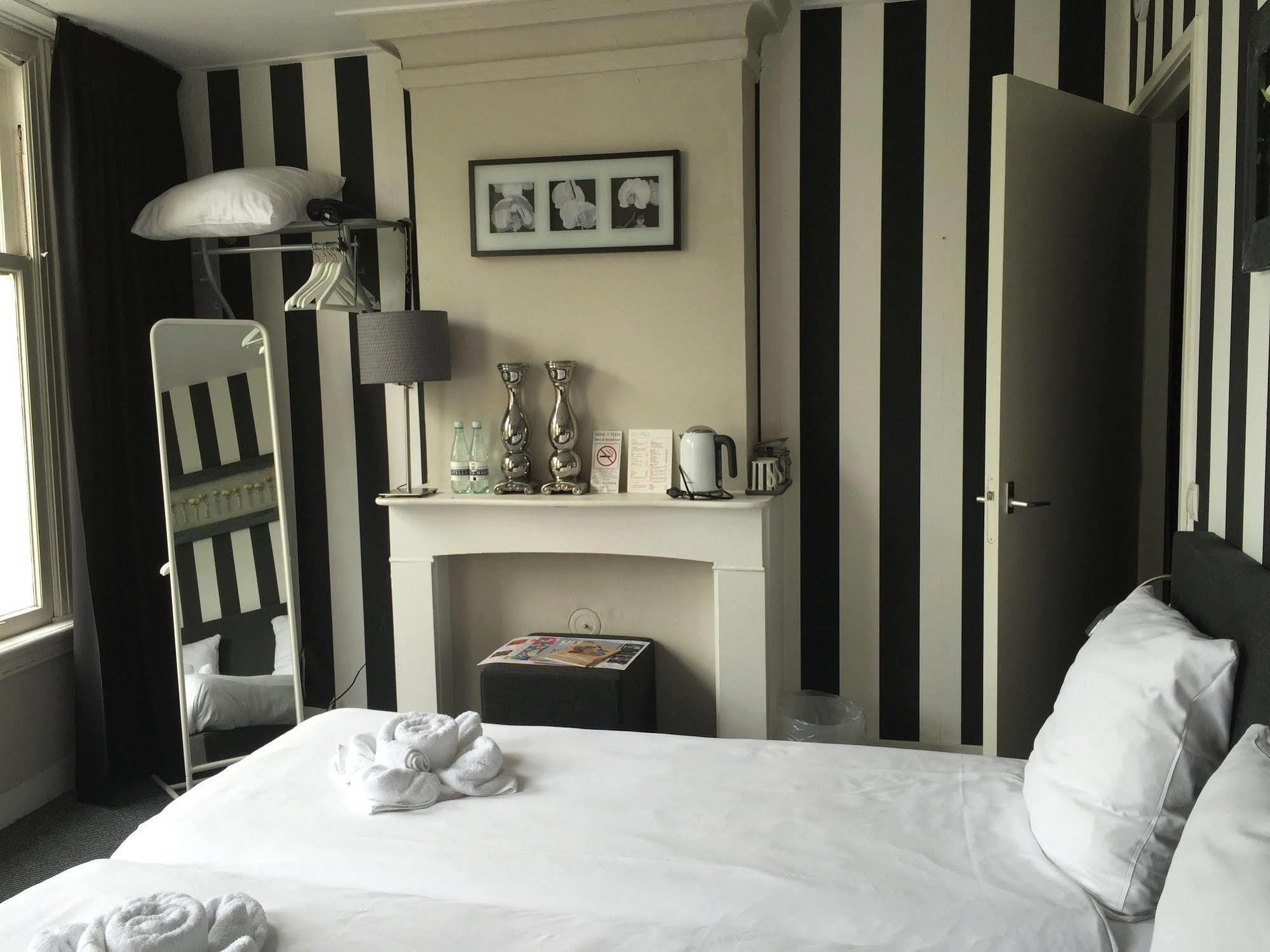 ไนน์ Bed & Breakfast อัมสเตอร์ดัม ภายนอก รูปภาพ